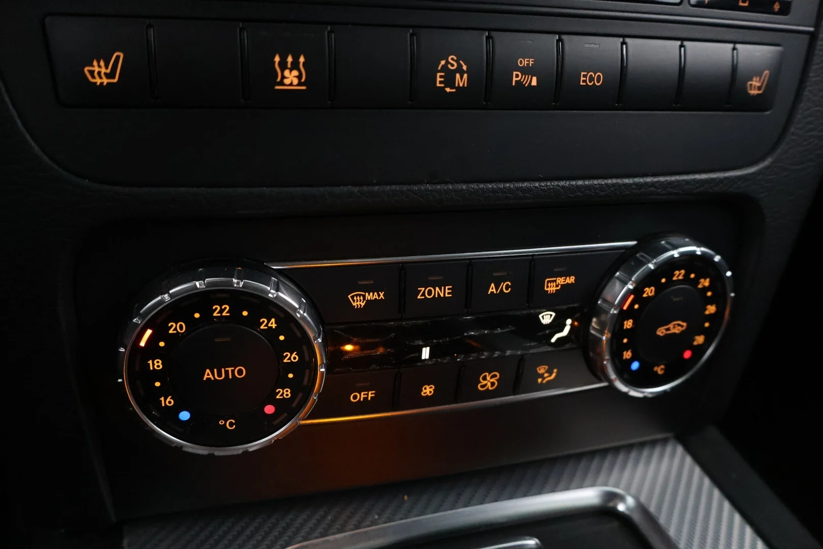 Car Image - 5U74dKmp901p3kd7kuRSZ5