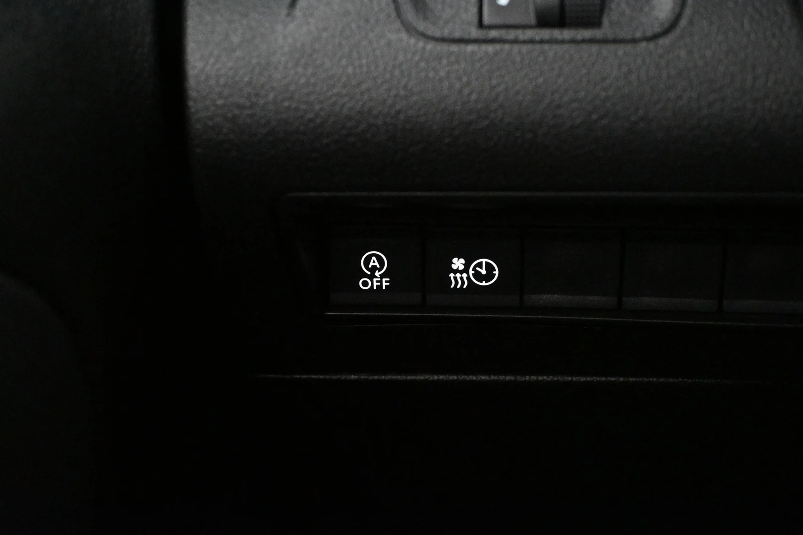 Car Image - 11jq7NfPVbdy8AlQojX4xy