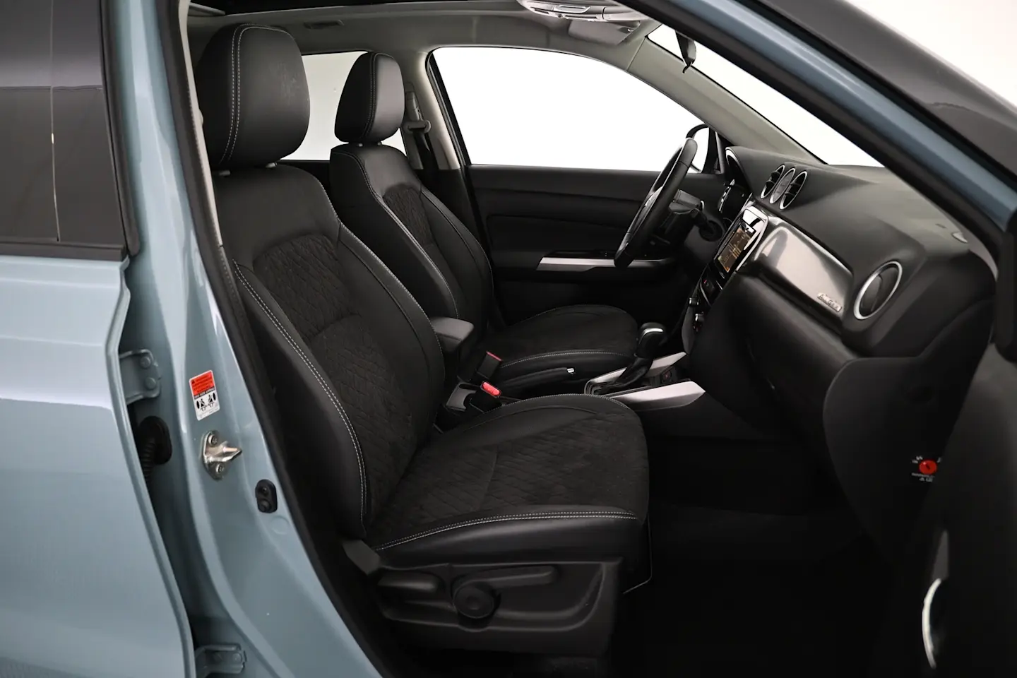 Car Image - 3M5iQHeZPfuYtaSA9dps8m
