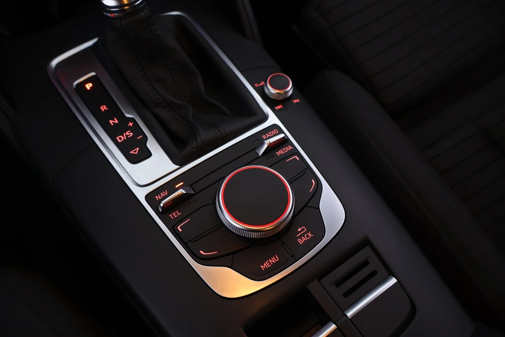 Car Image - 3sydWkXYtHNRjX4GUHoB9V