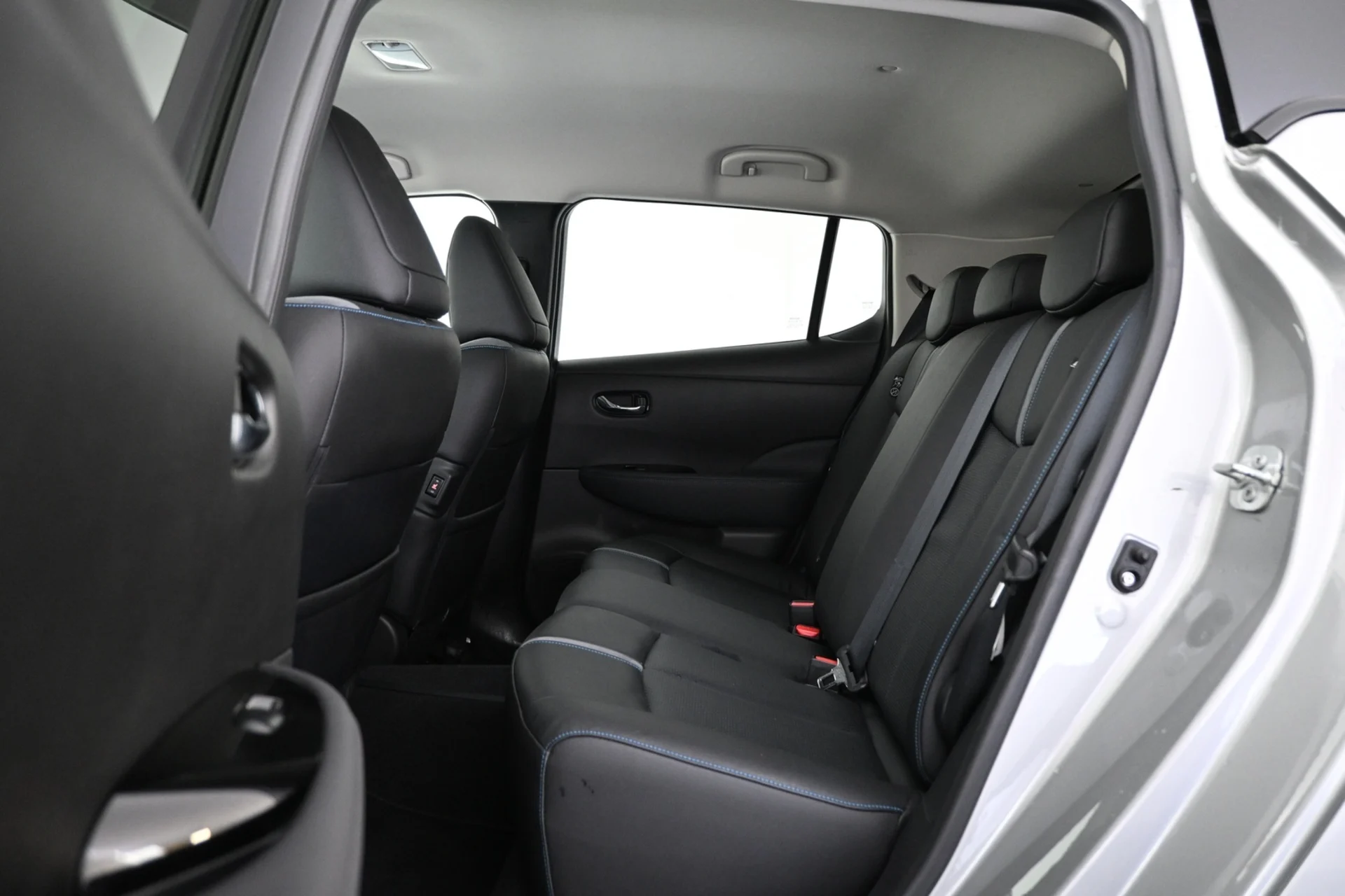 Car Image - 6JJ82lKuSfiL6NmzNY13yX