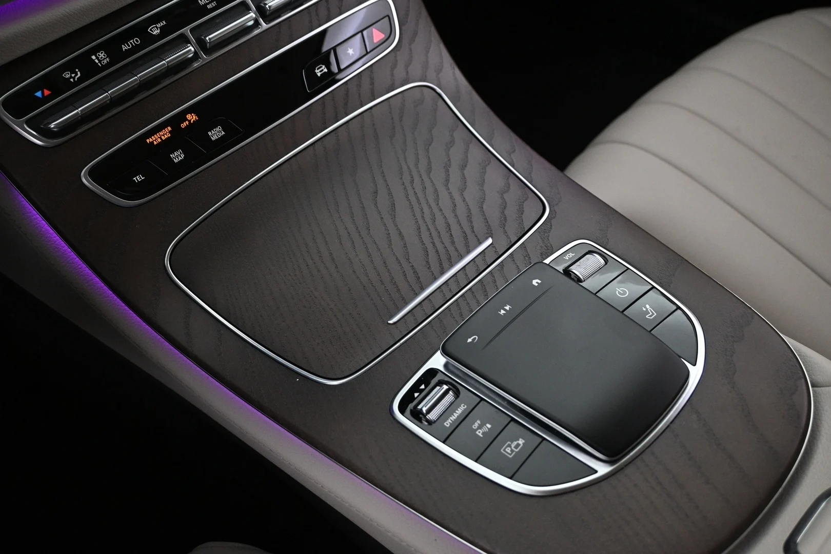Car Image - nkfubx2hWI83IzQ4HHEzR