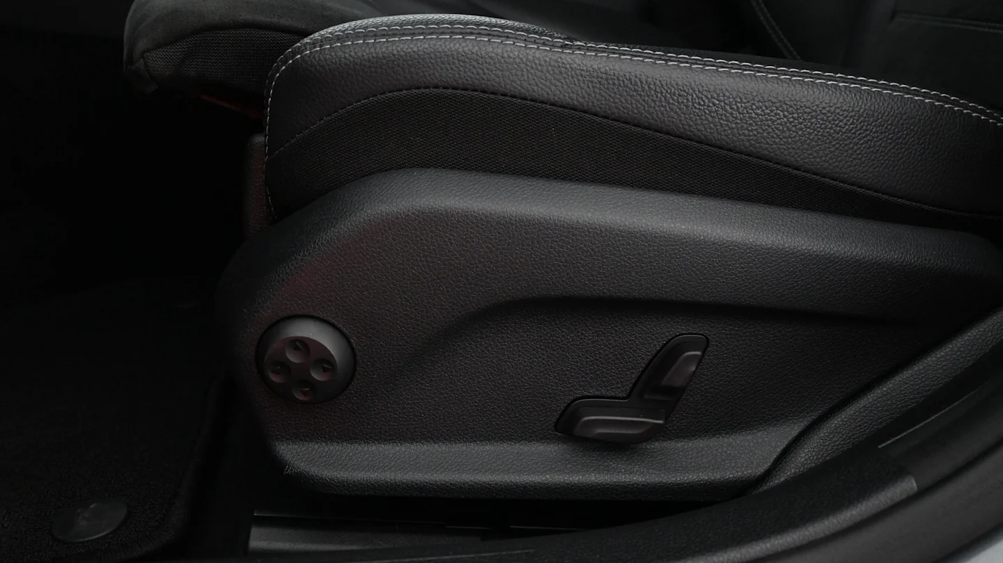 Car Image - 4QGAYJ5HNe3s2j7H2PScSf