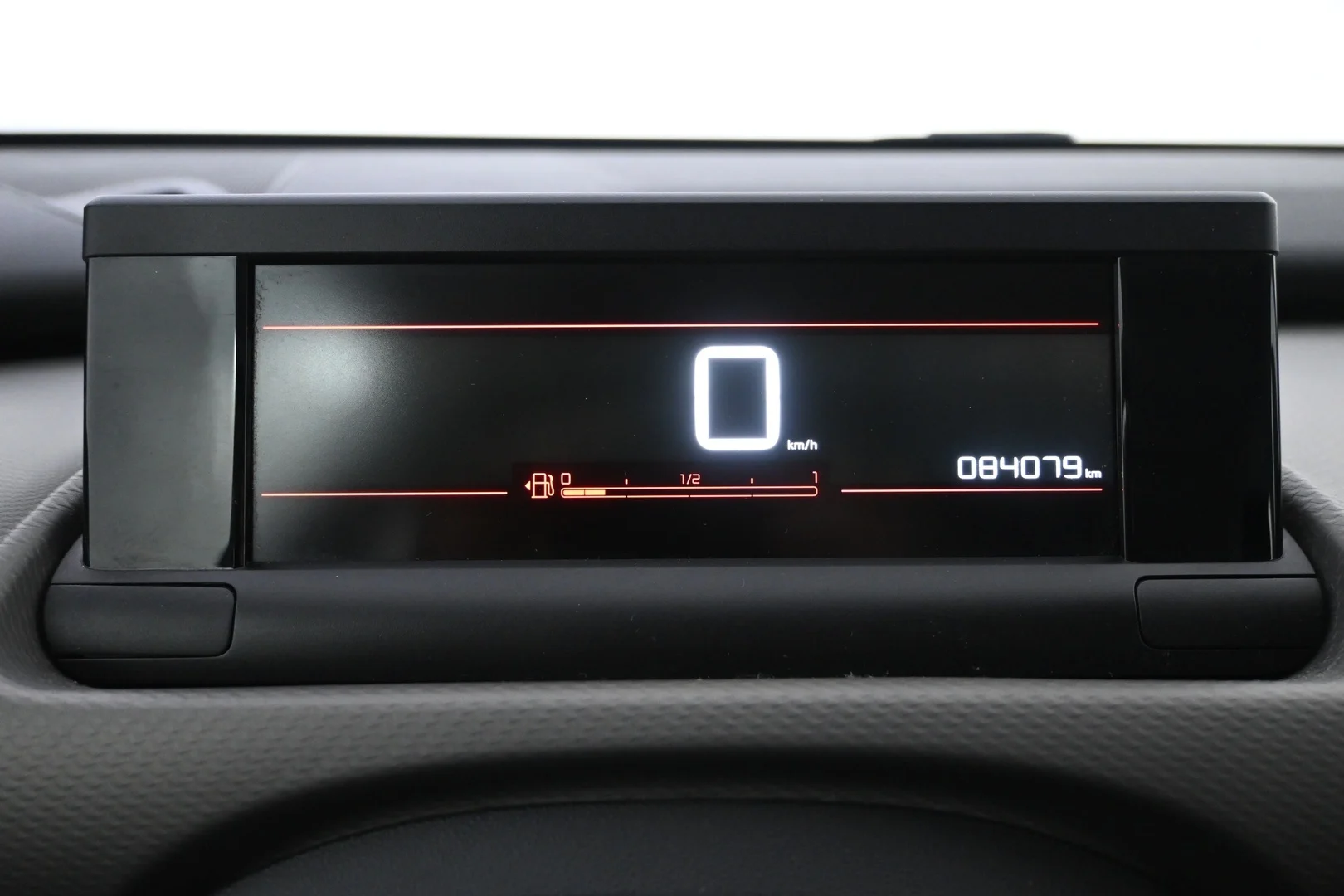 Car Image - 4yQmHNicSnajcJHdQ1P5mT