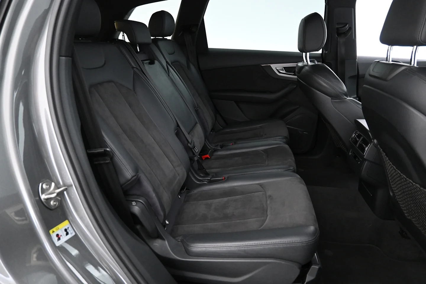 Car Image - 1R1ryTICrMlKtKtchsy6ni