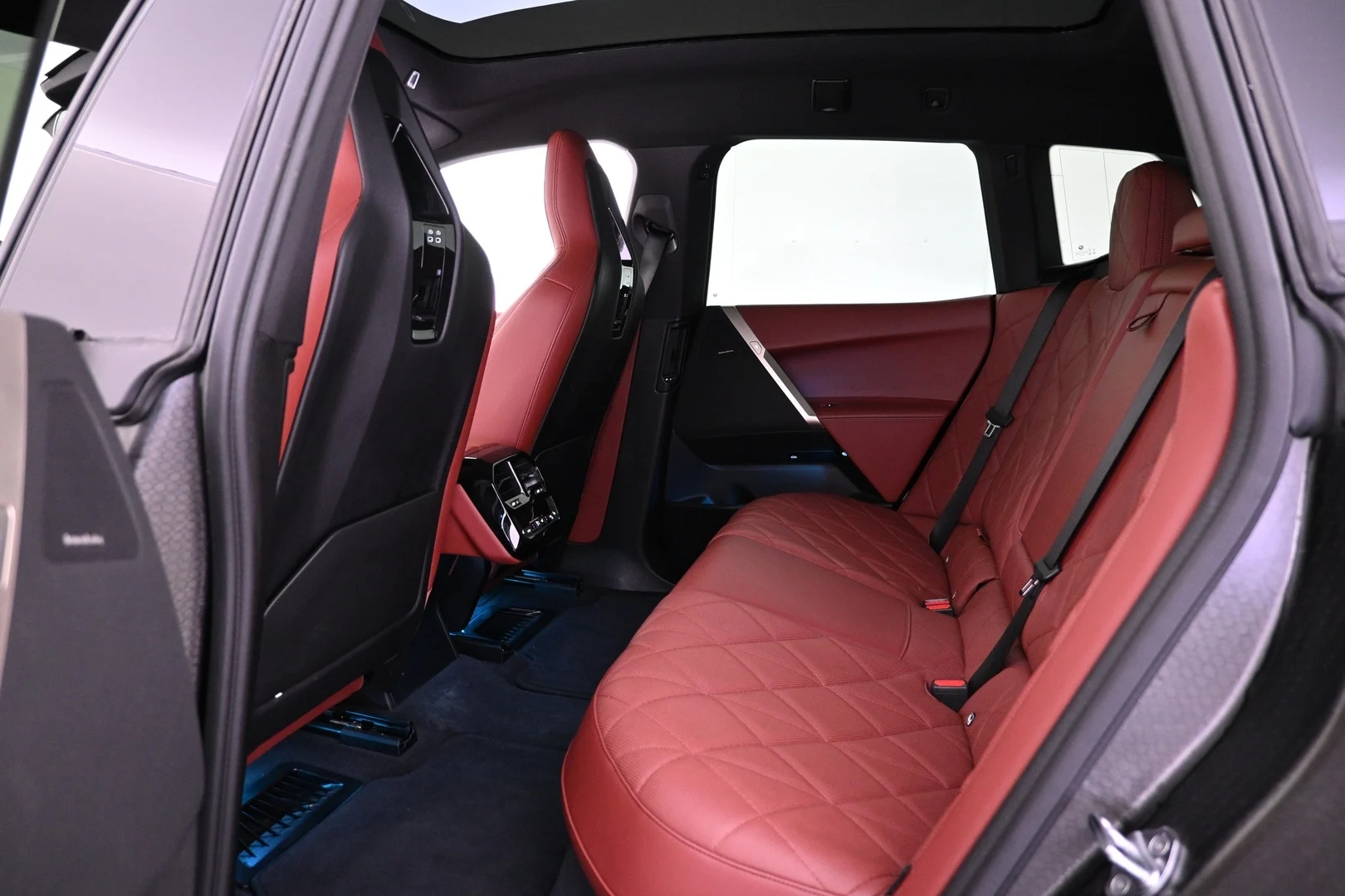 Car Image - 4tVEhg3xaEG1bfhczbx3CY