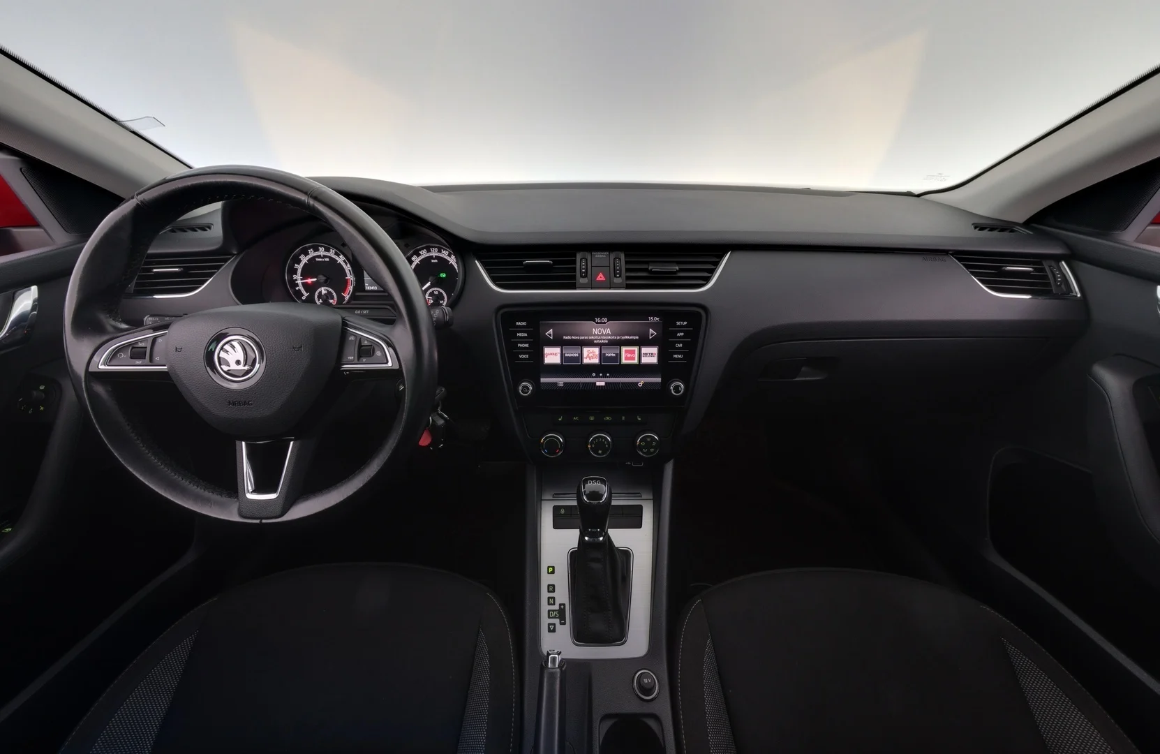 Car Image - 7jat3WjNV0lZMtONpn6vmC