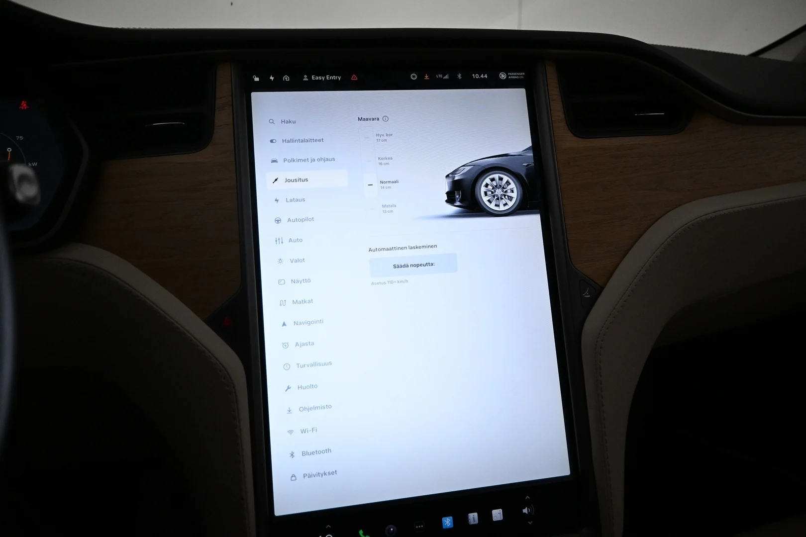 Car Image - 7v5E37ez4iaST2zpj2sleO