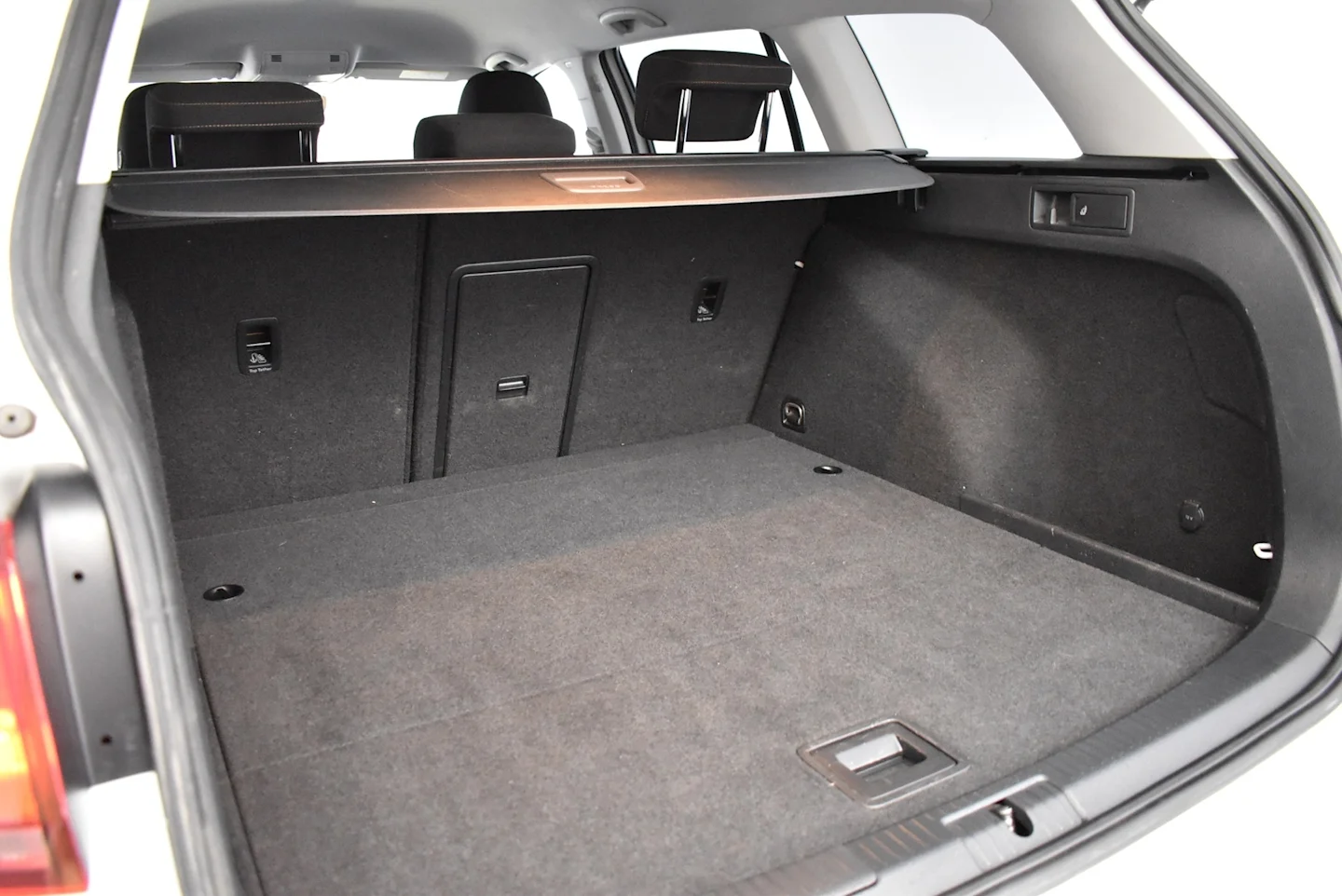 Car Image - 7jrmhSq9ws8WVj8yATCPyU