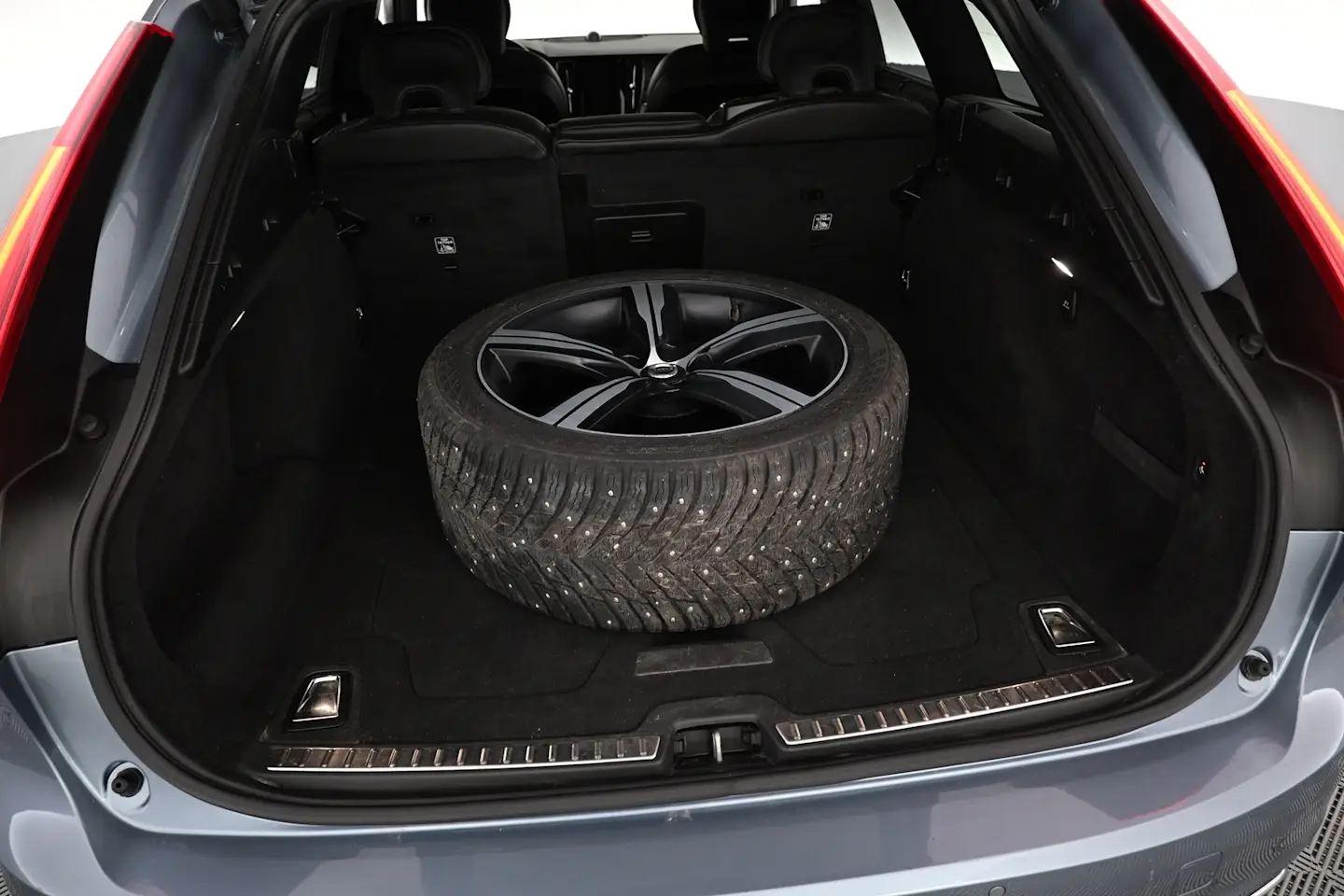 Car Image - 52pFAW9QayRoaqvDig0MUc
