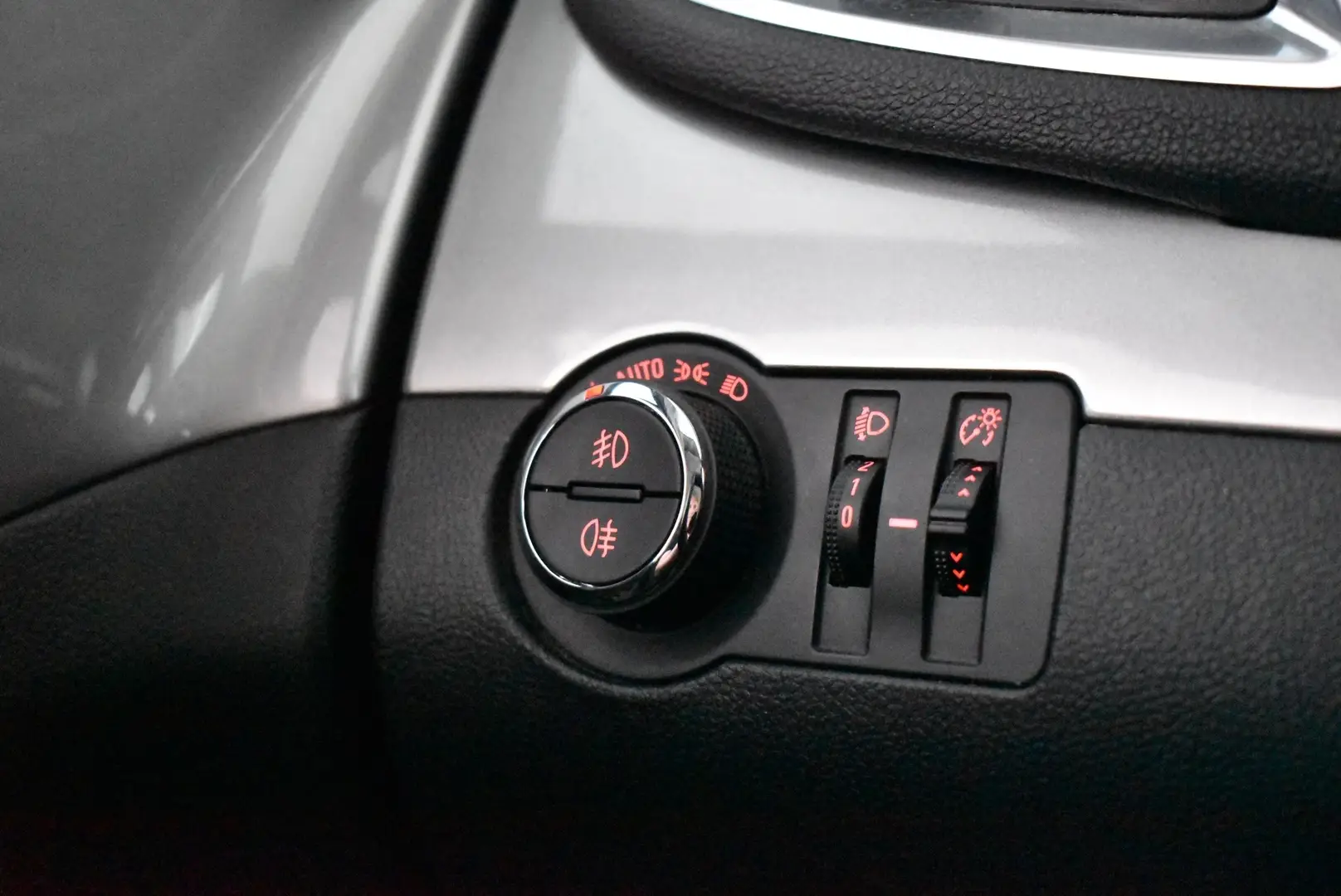 Car Image - 24xWJ4jls4gyAIPV4un2yt