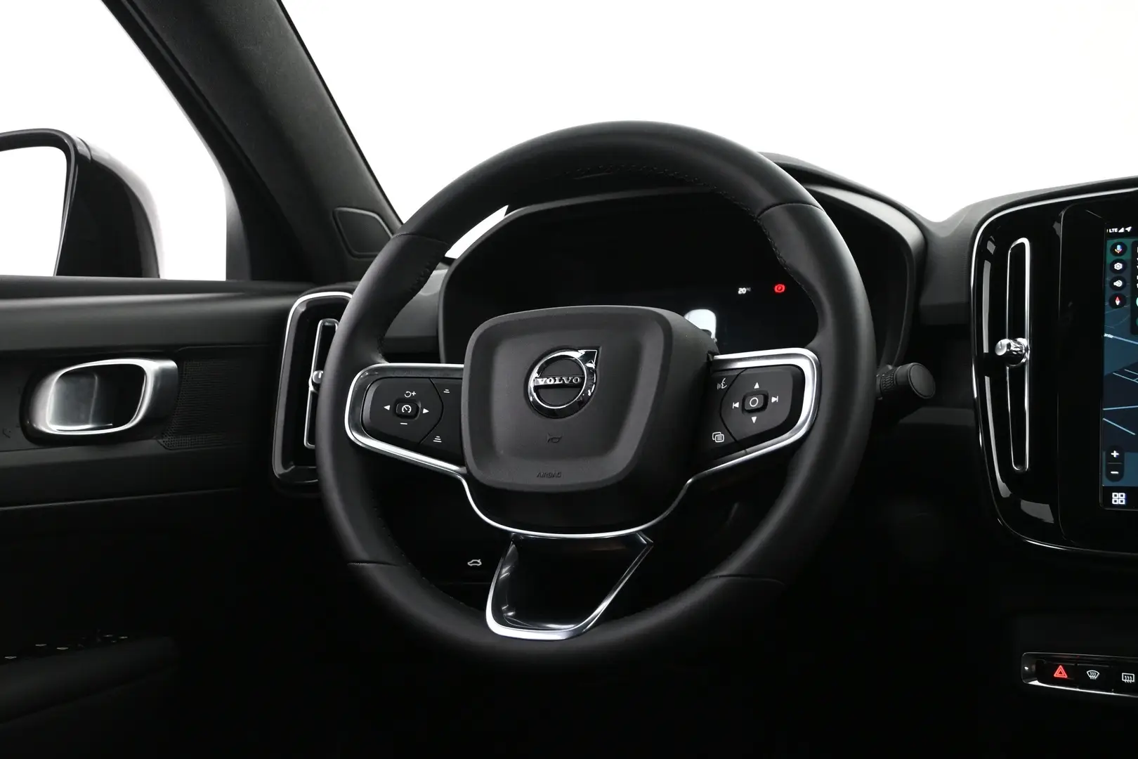 Car Image - 5Trkk5waYZkhUoCrrbdSGx