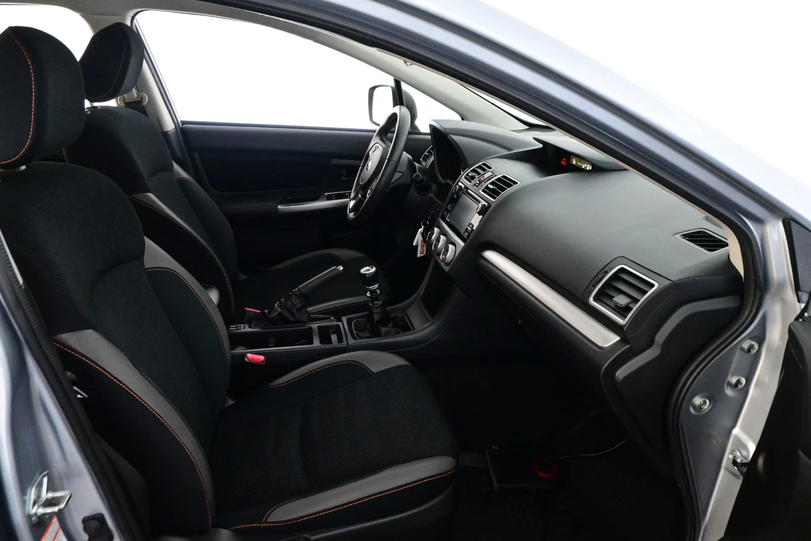 Car Image - 19M2fr5a8EzpOO7DLzUpuu