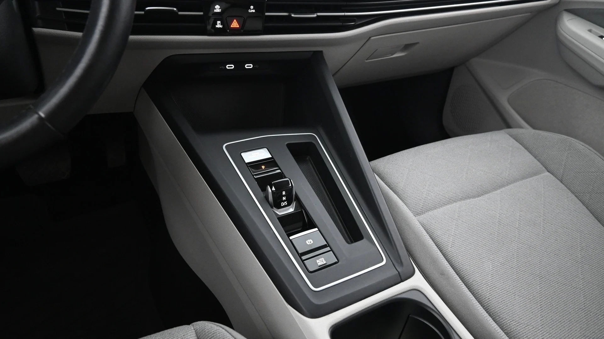 Car Image - 67JyJwrqdmjVmsQVuCcZB7