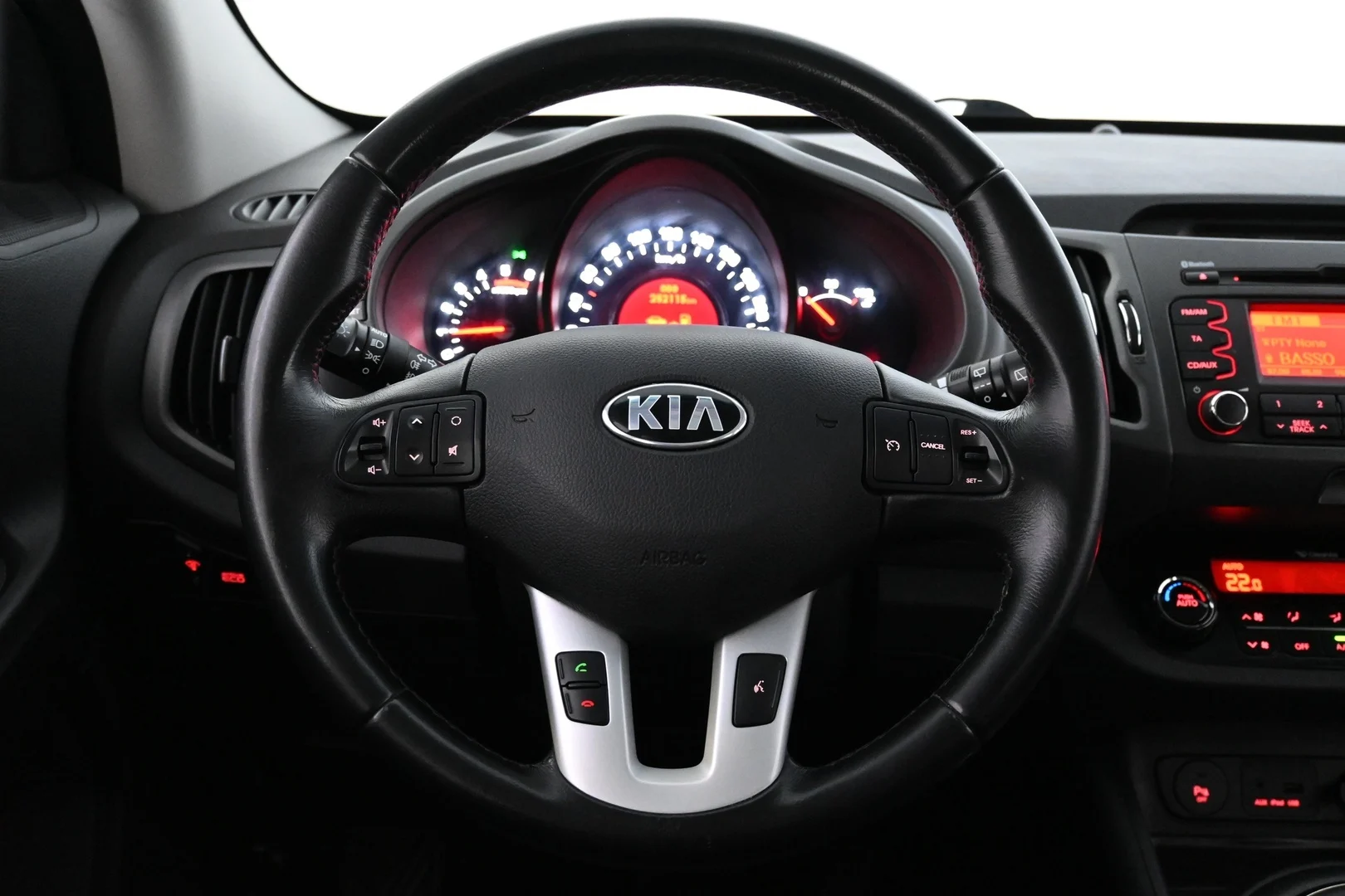 Car Image - 2jwKutIC8B6OLxrLoG0APF