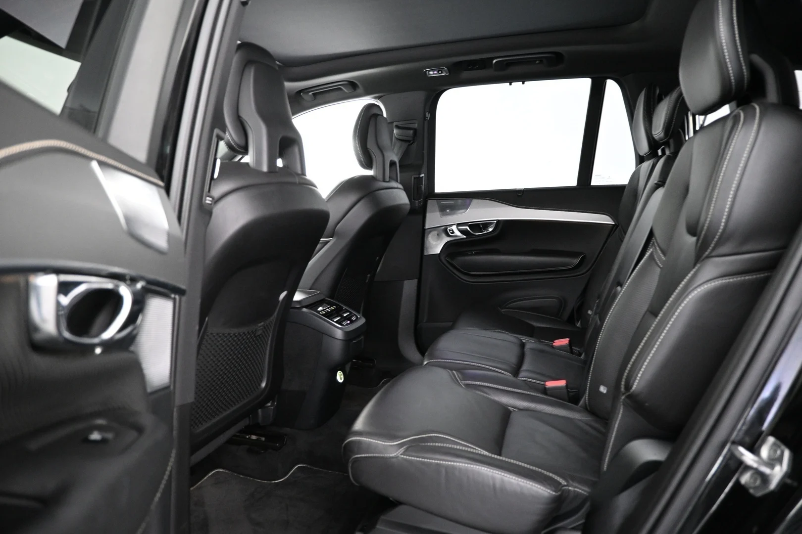 Car Image - 36Pp3O2enqtPAk1UpmGq33