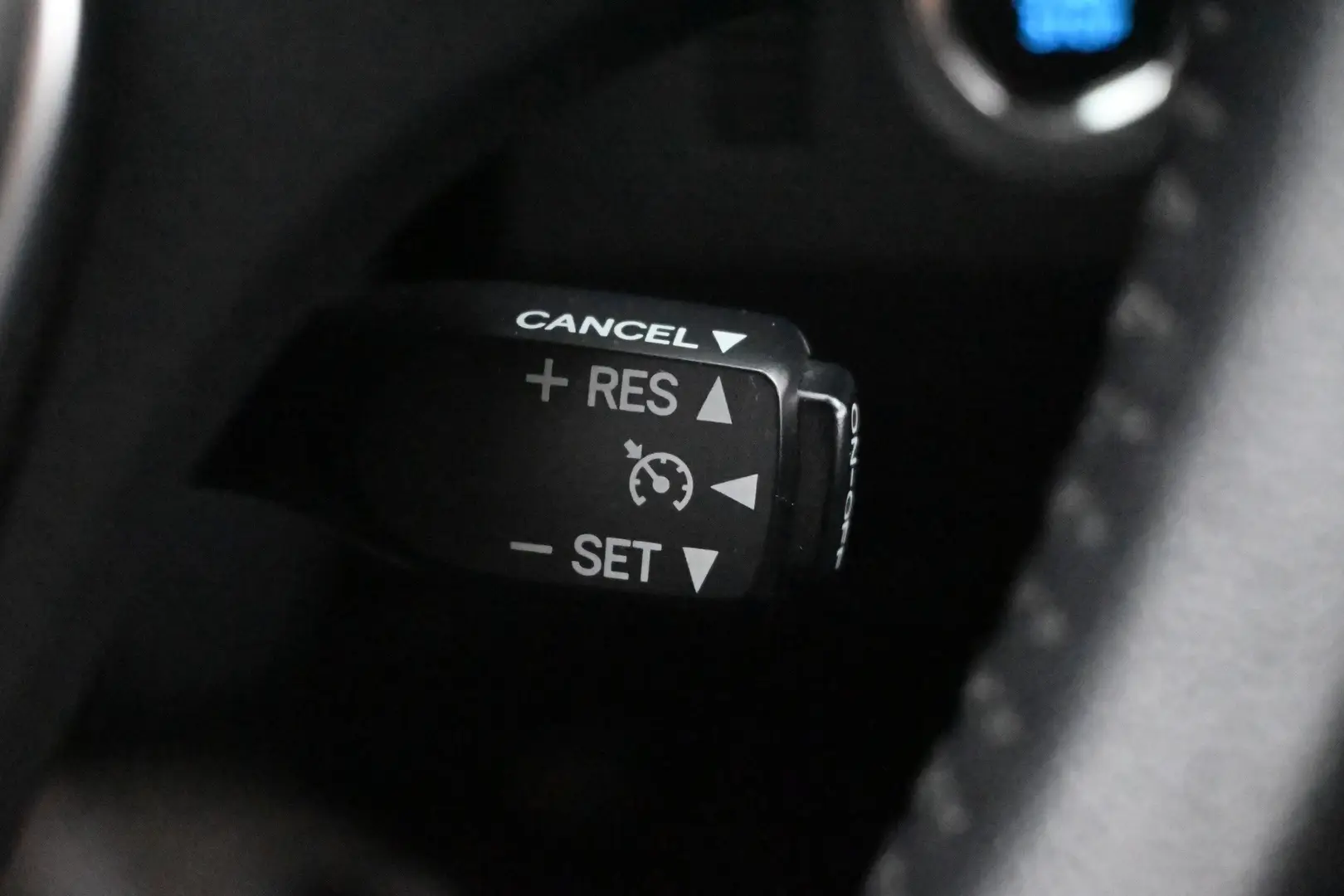 Car Image - 1pILO9s3HZHeh5y36mQdDI