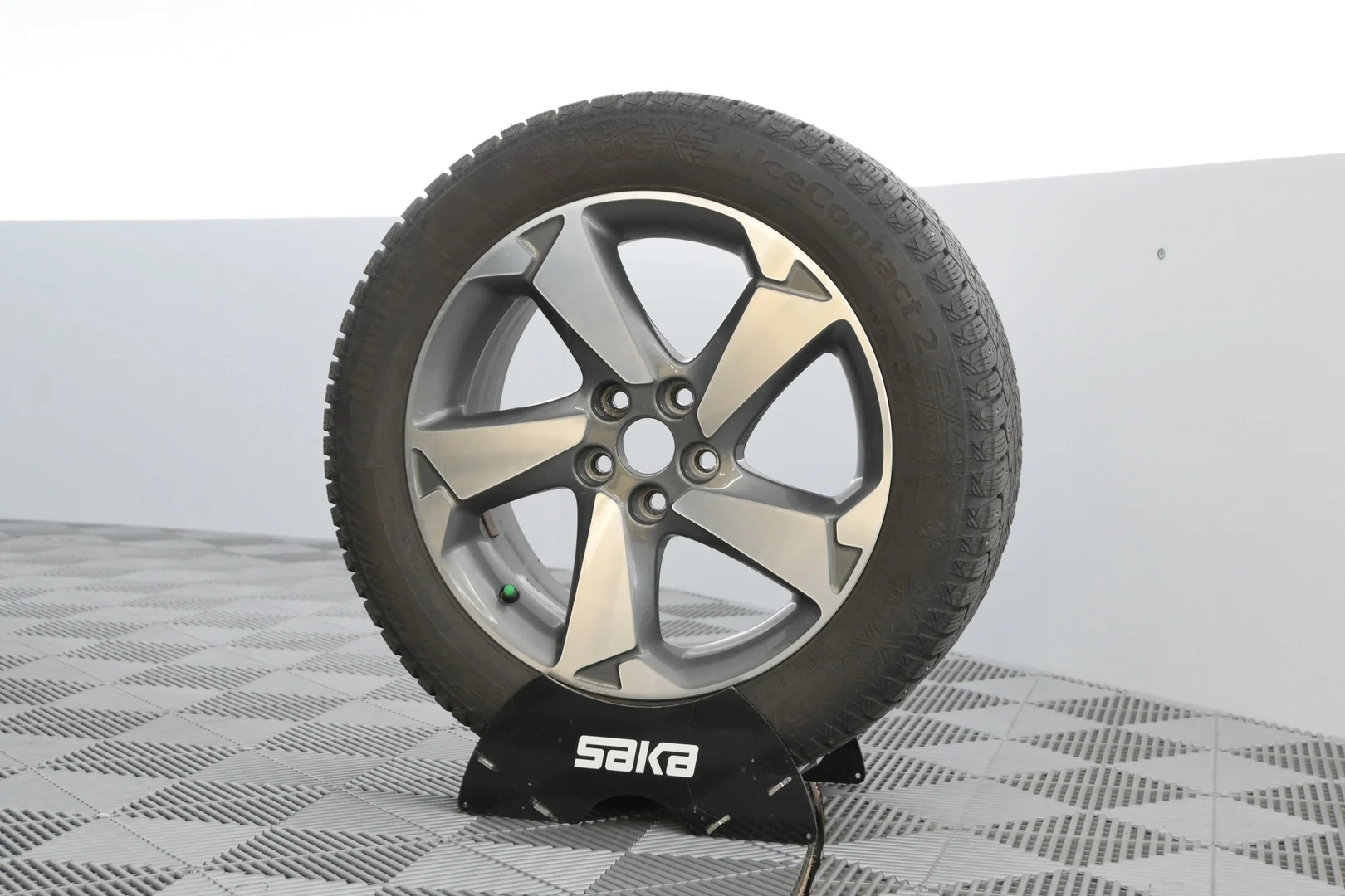 Car Image - 2CvCS2wbScC4PDi1JVhzZT