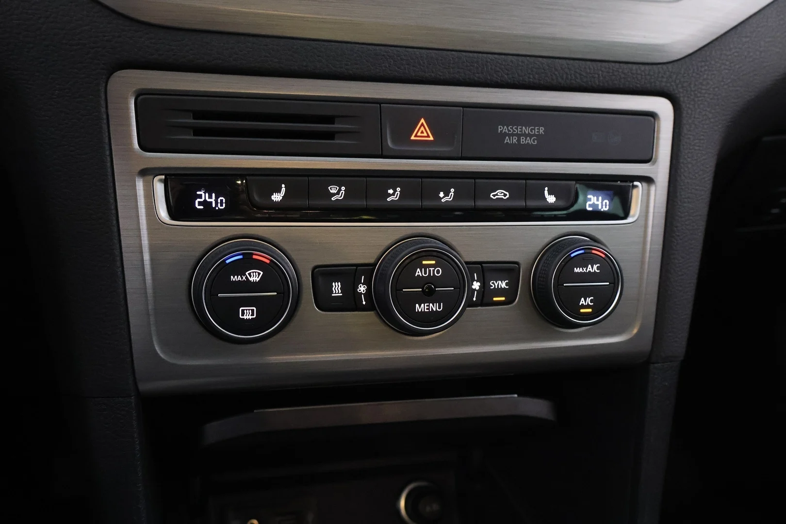 Car Image - 6Nq2RigdWJGhi43BACEN6P