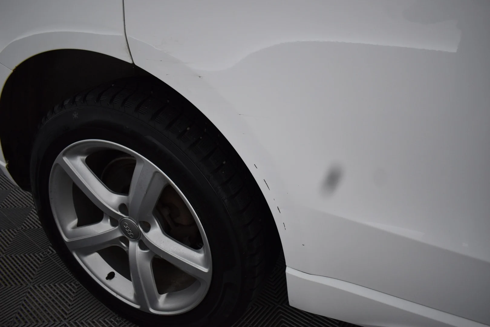 Car Image - 3dCnlrjspWTXHY0SdSdpTw