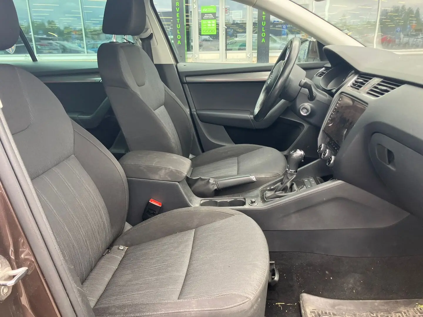 Car Image - IzWjlfXeRVg5qVTRWxS1P