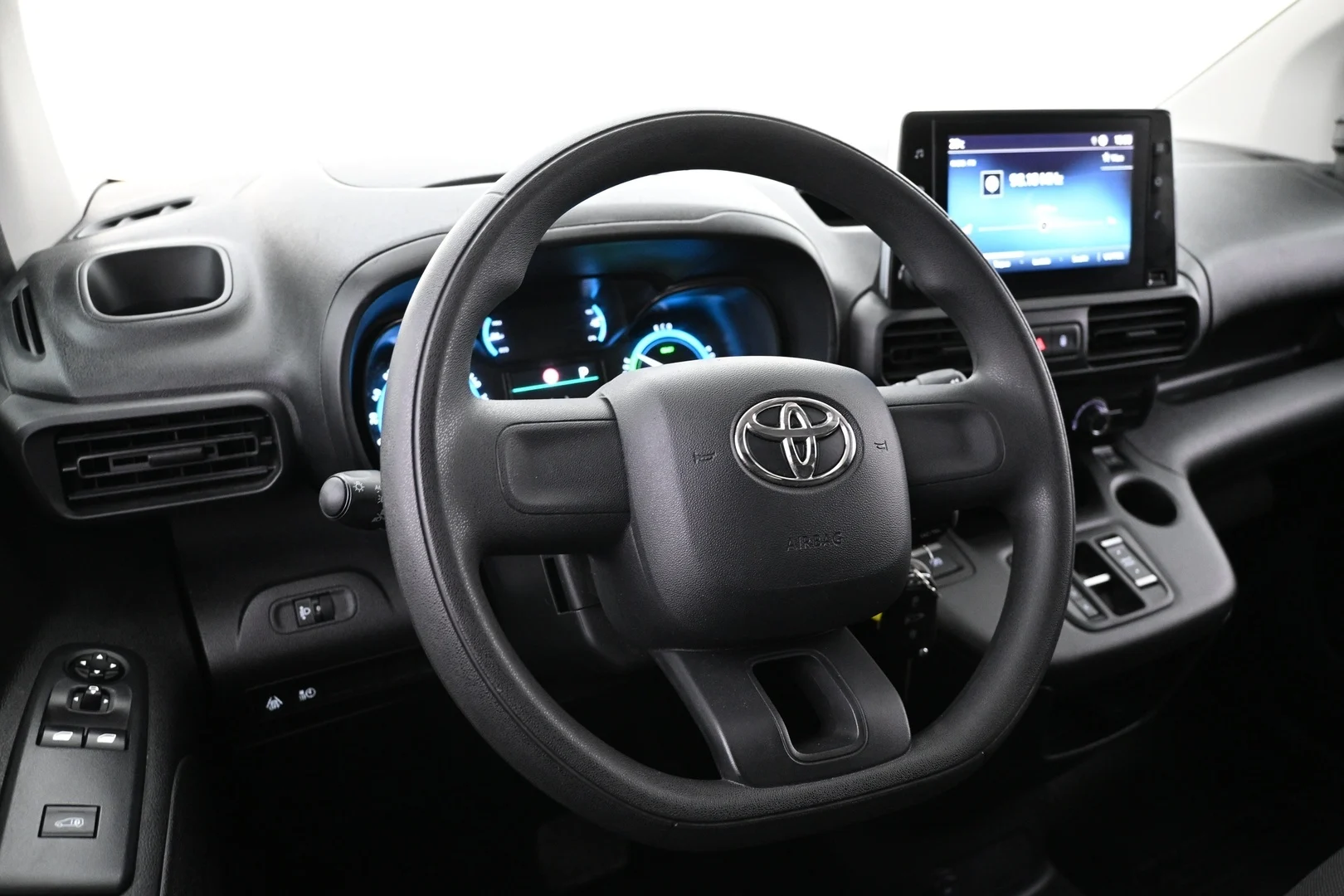 Car Image - wl6fI6B2vvo1b4GtOoTxW