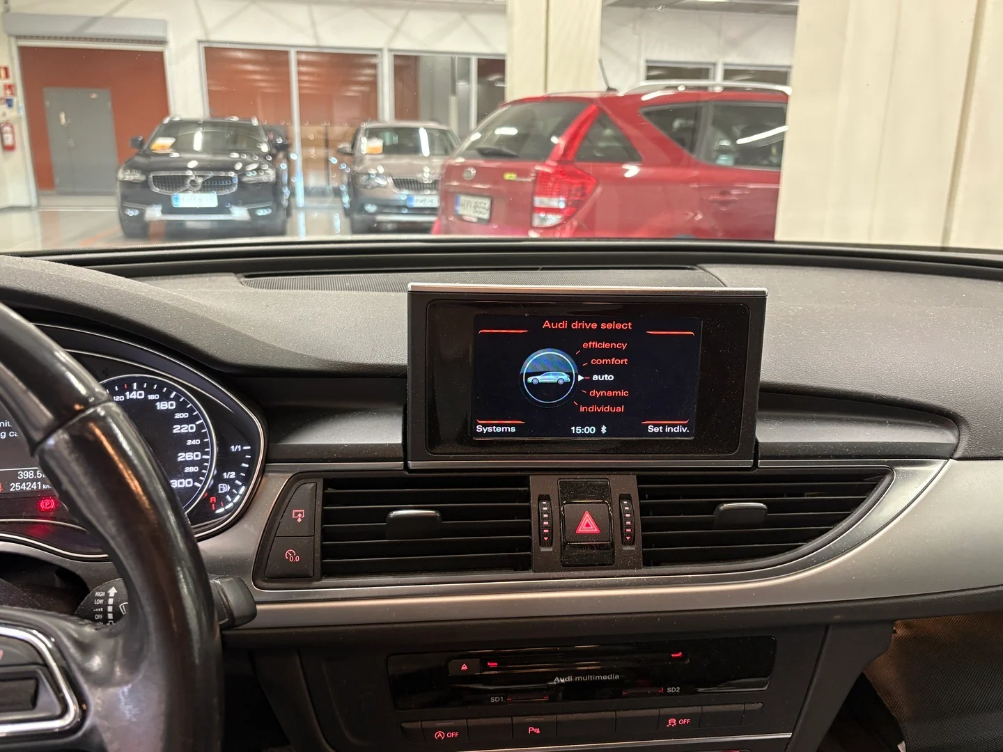 Car Image - 2bJepQAW0s6KKOXx9vJkx4