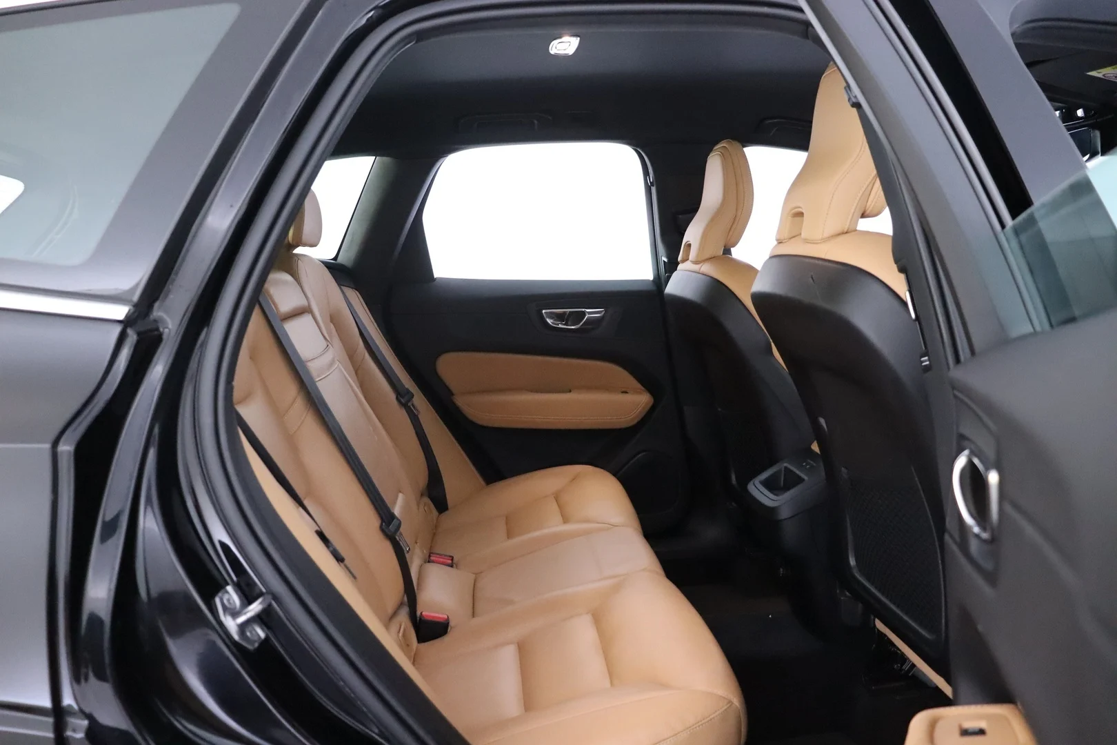 Car Image - 6dsHGKfKN6hSzqmTdDJxbX