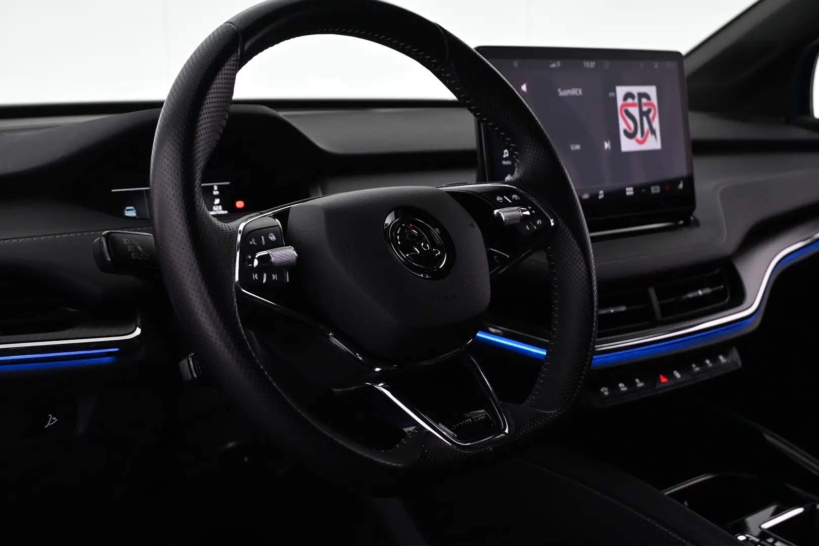 Car Image - 60cB9zzfq0iPbJJnD5TeIa