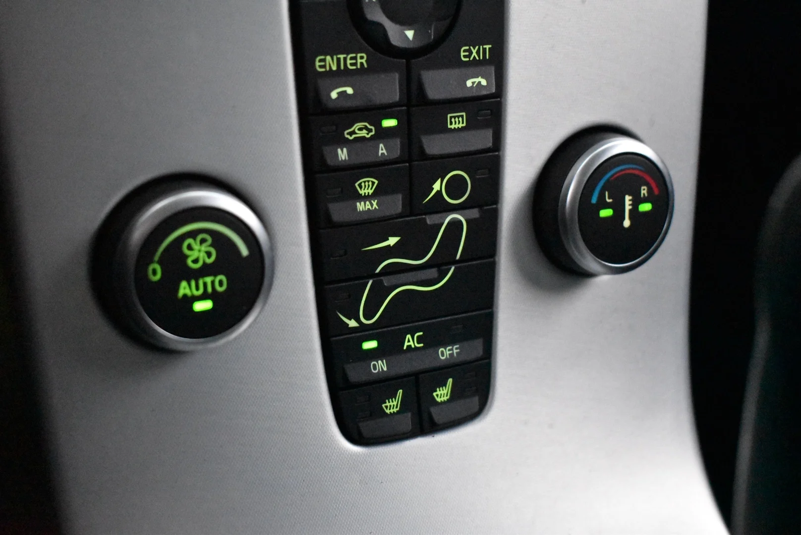 Car Image - d9xGQwJWQYDalNb4sWHY3