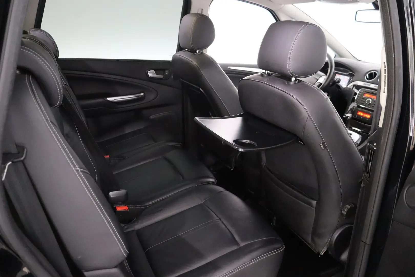 Car Image - 2GLqAUCwZXoQflogLcaJBr
