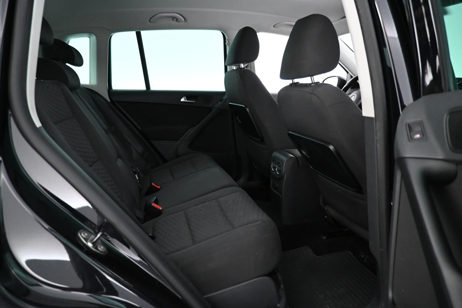 Car Image - 5JGv8hNTzPsQAuT4Xvej22