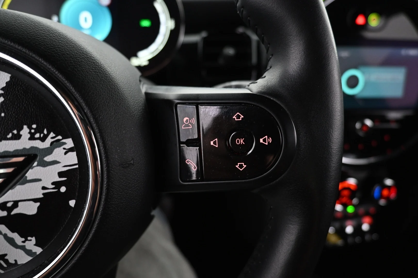 Car Image - QUfjnXCAiN4BJPRDi0fZ9