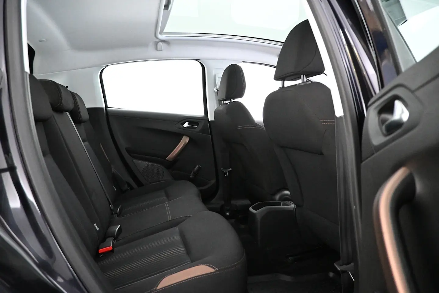 Car Image - 51L90vu2rv3nh4kdtXO5qy