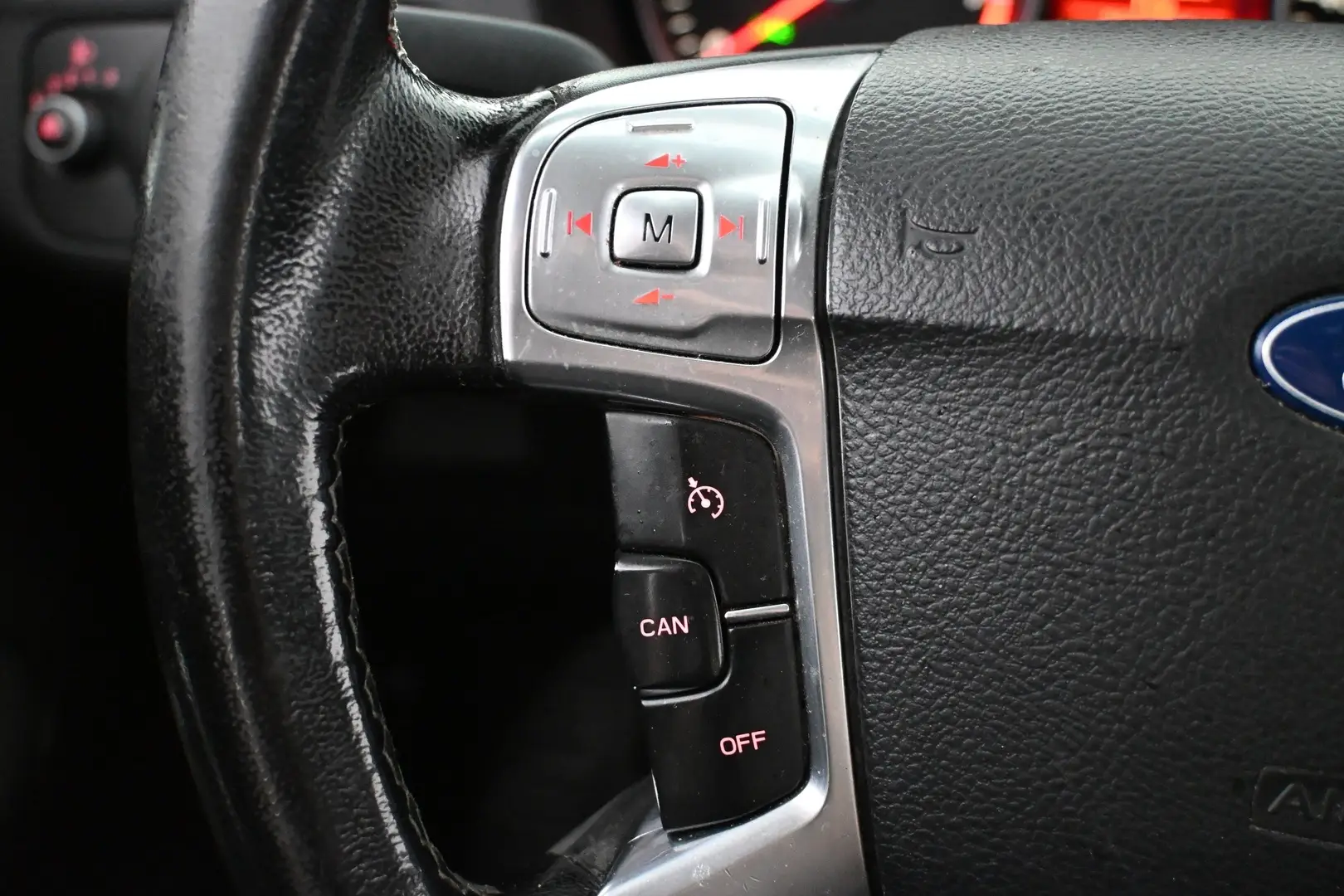 Car Image - 4hF0QaqVHpNd8p5kXKGtJR