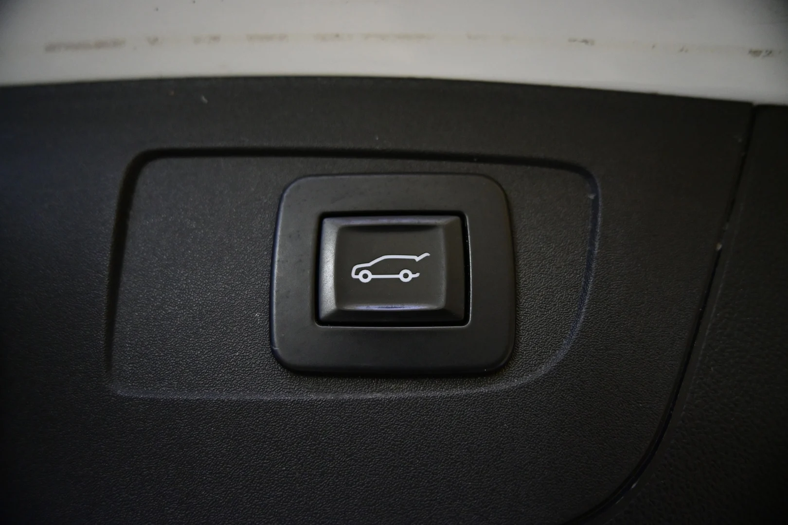 Car Image - 6KDBIHcuXmODb48RFsHlpU