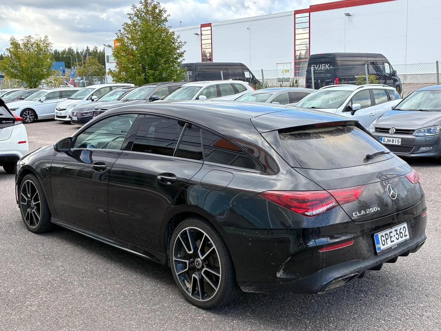 Car Image - 7vDdaeBgGQNoU0sIeI7sam