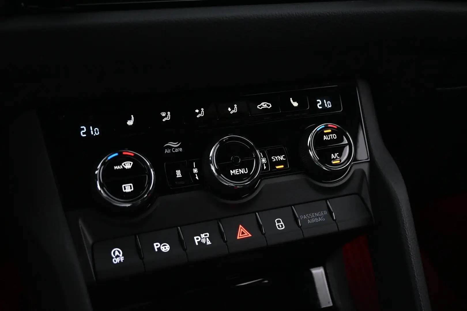 Car Image - 7kjUt2NC4uEfZcjCPu6rhK