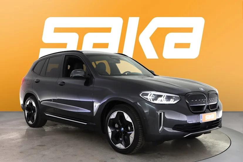 BMW iX3