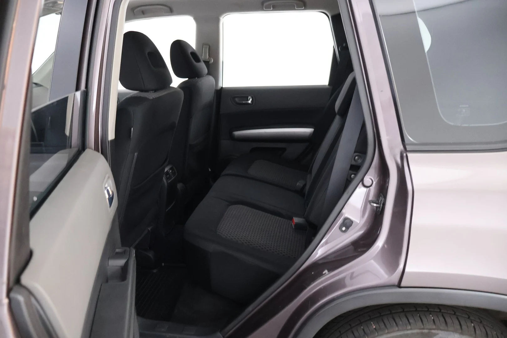 Car Image - 32G49yqg4DR56DivYXUUzN
