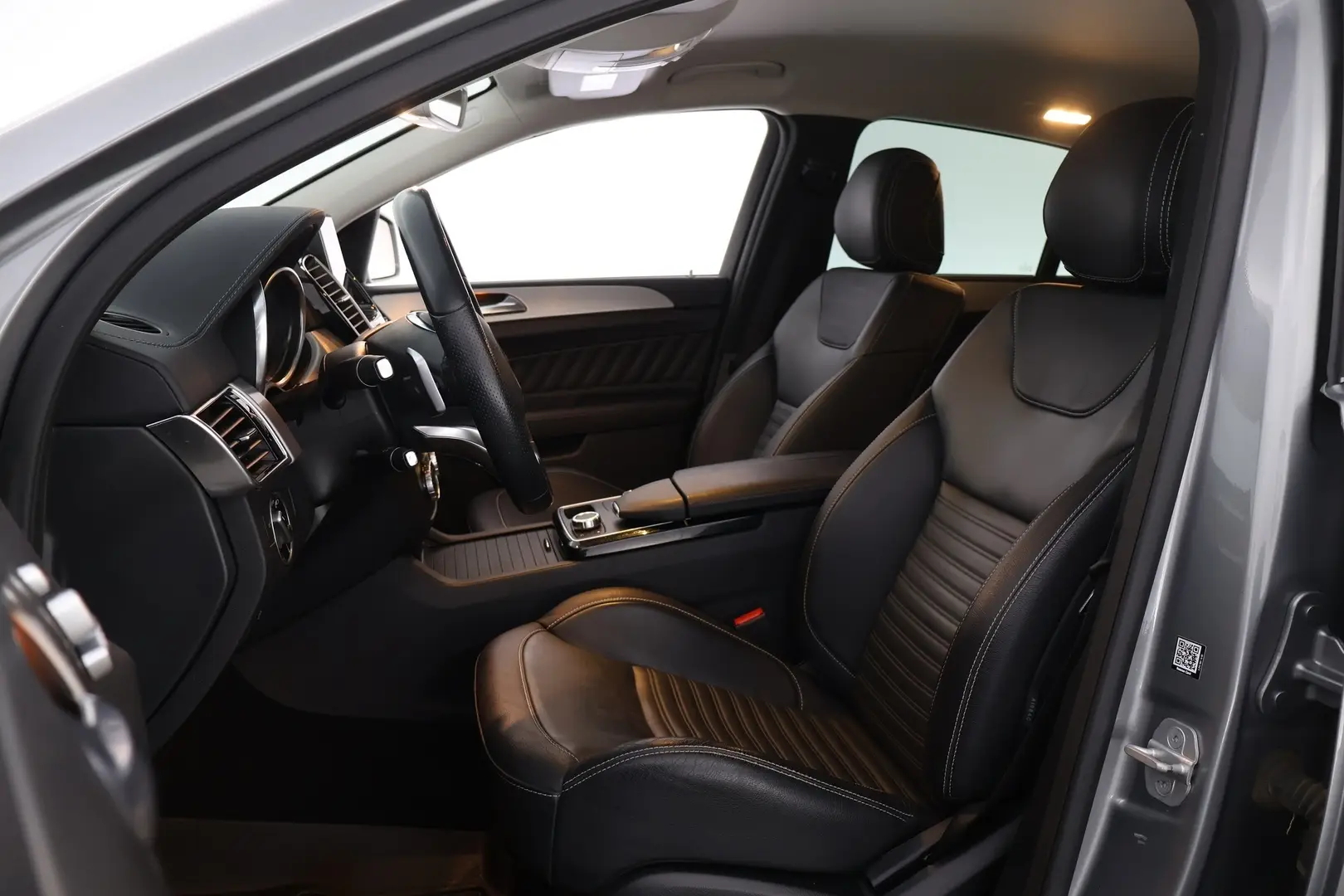 Car Image - MVyB7v0Eo1prirdmDHFDC
