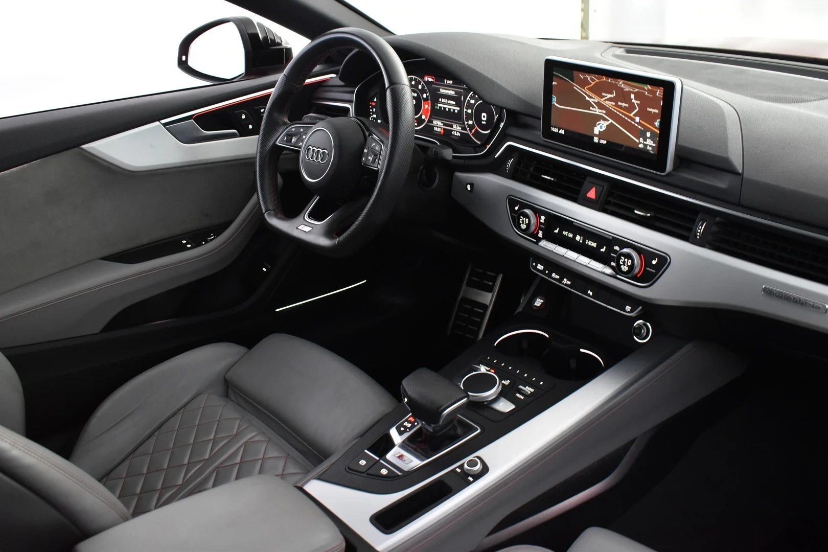 Car Image - Zr4snnX6glUjlaPWOMnul