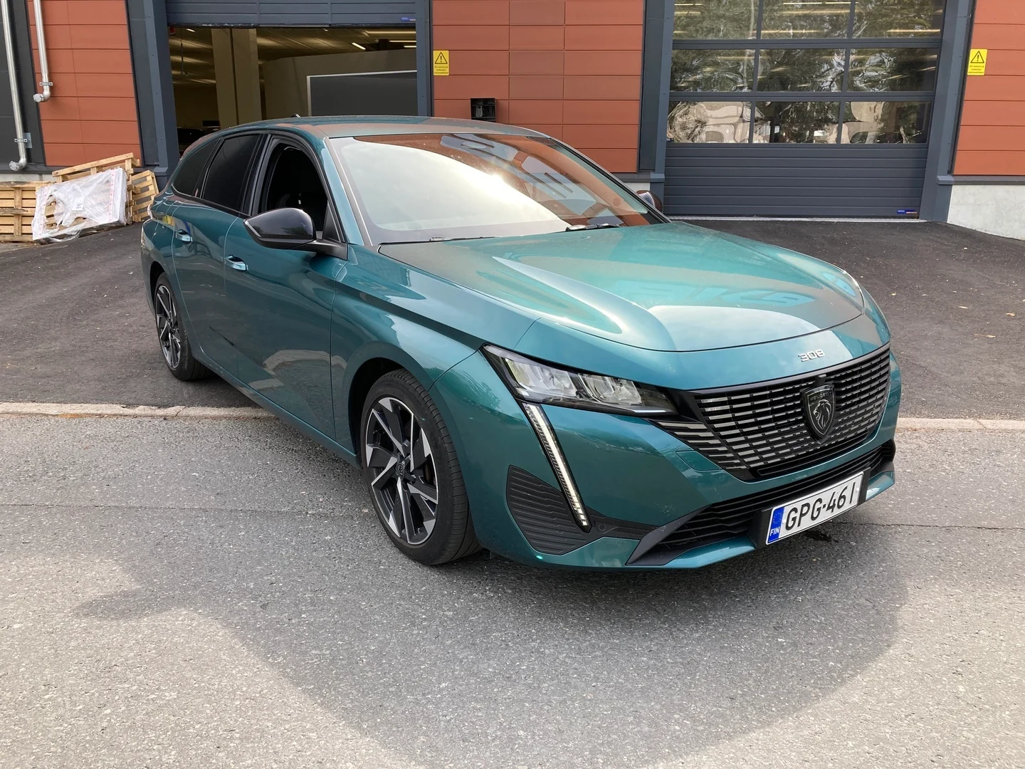 Car Image - 4JCa8KSWuYrdQiamtEX45C