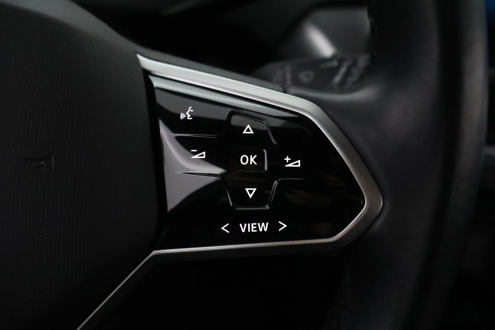 Car Image - 5jx8pfB6kaYn7hBNAAY8vM