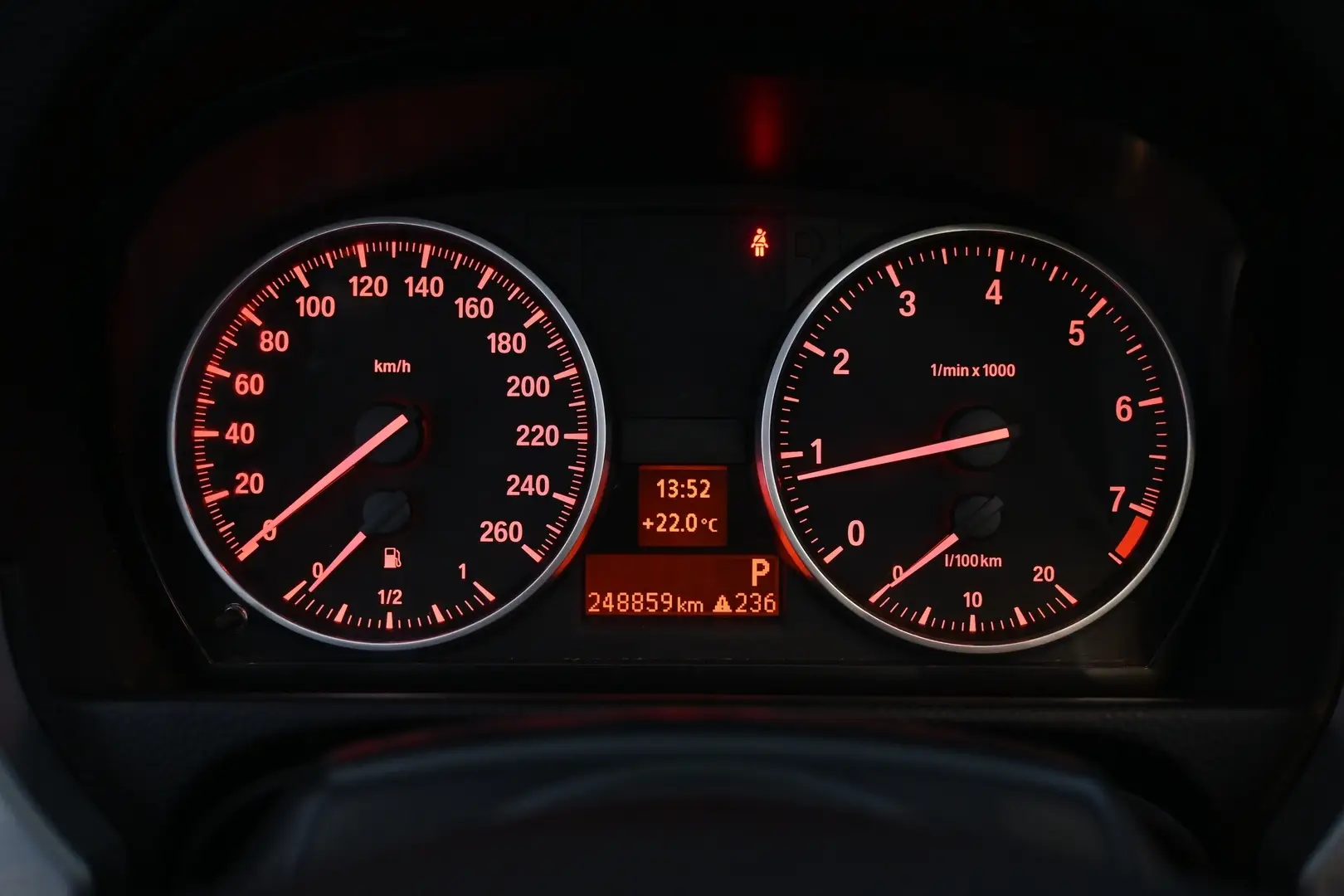 Car Image - 1IUsgvnkEdmSKwCKpUMlXd