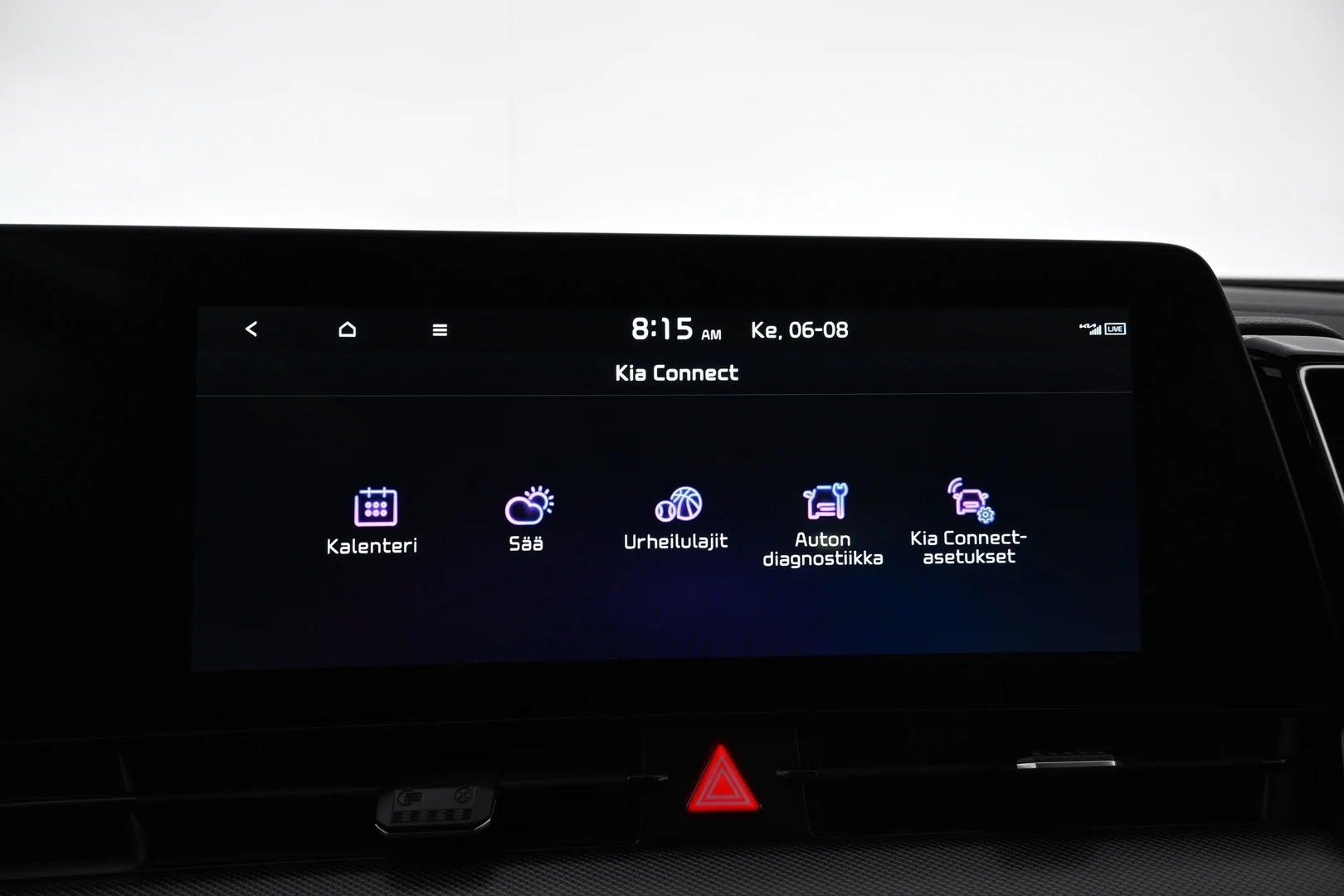 Car Image - 1bntEeaDl5xSw17Z2jUWD4
