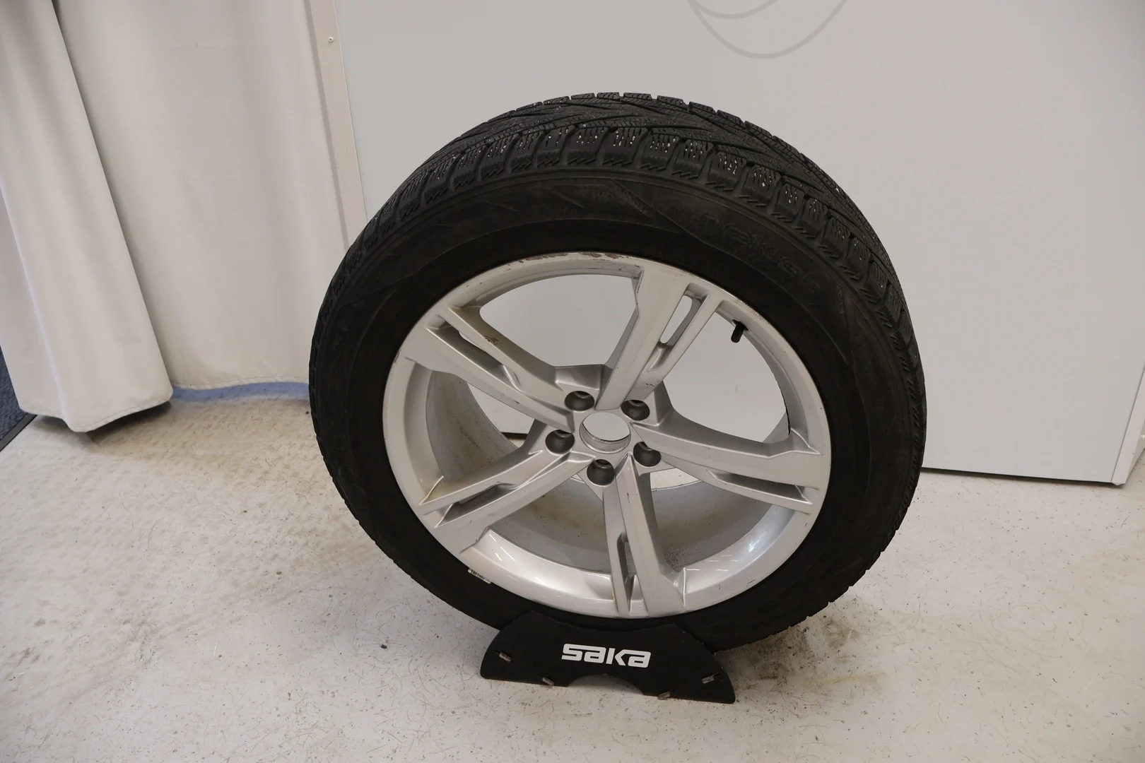 Car Image - 7vWHbXdY8XysvQHYSHb9uy