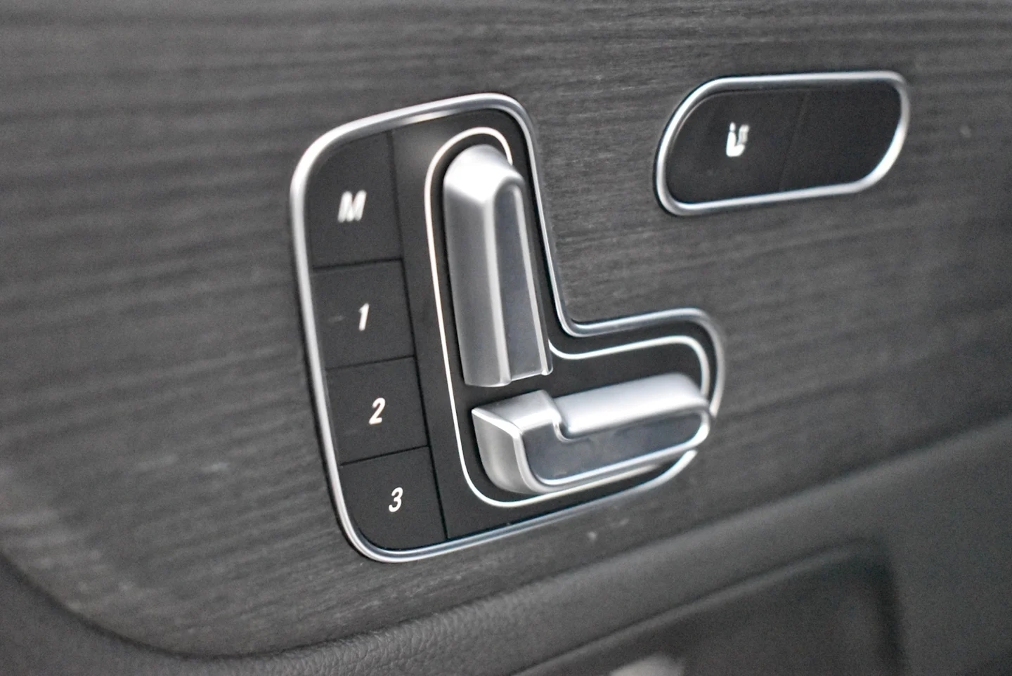 Car Image - 1b6RIeoTckCZYNjNxSakpY