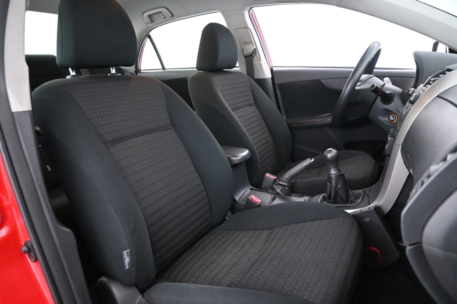 Car Image - 6qsLjES8ewP6q7t2BWJevA