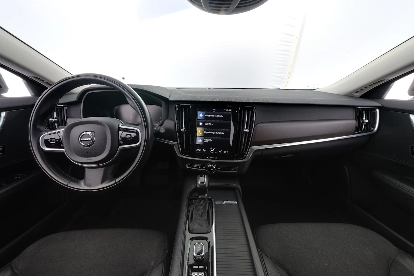 Car Image - 6pQvnfFu6WrcMJbExXa38e